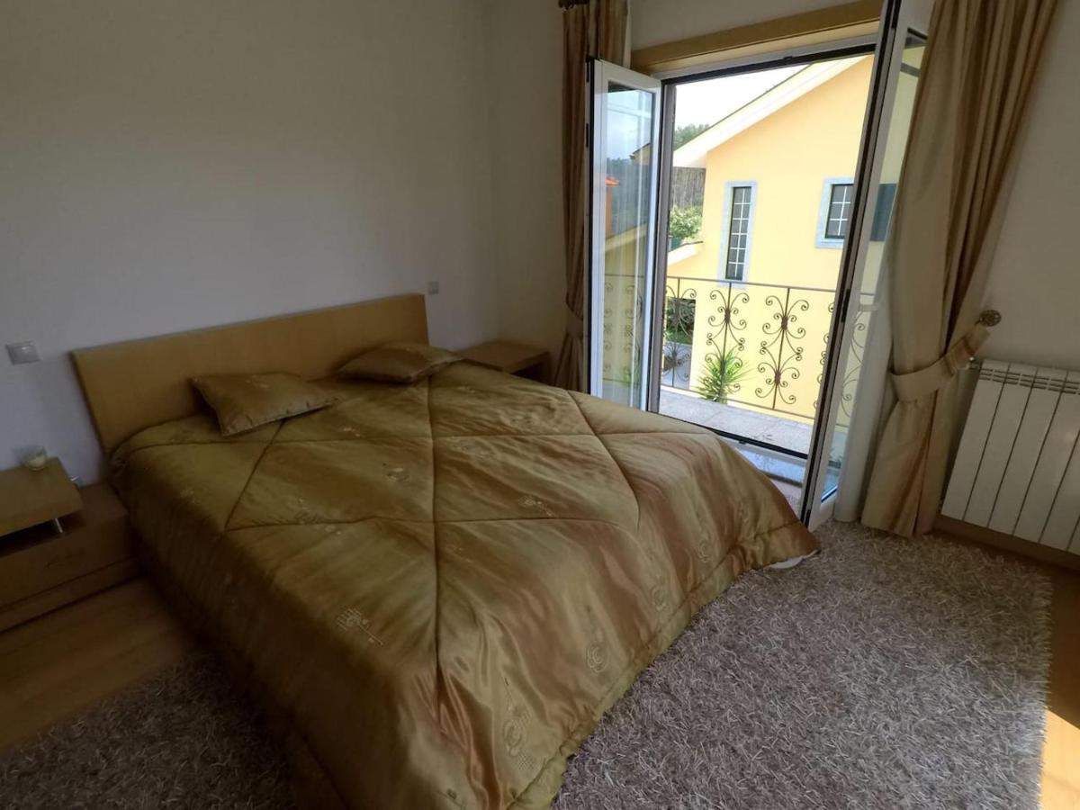 Valadas Guest House Canedo  エクステリア 写真