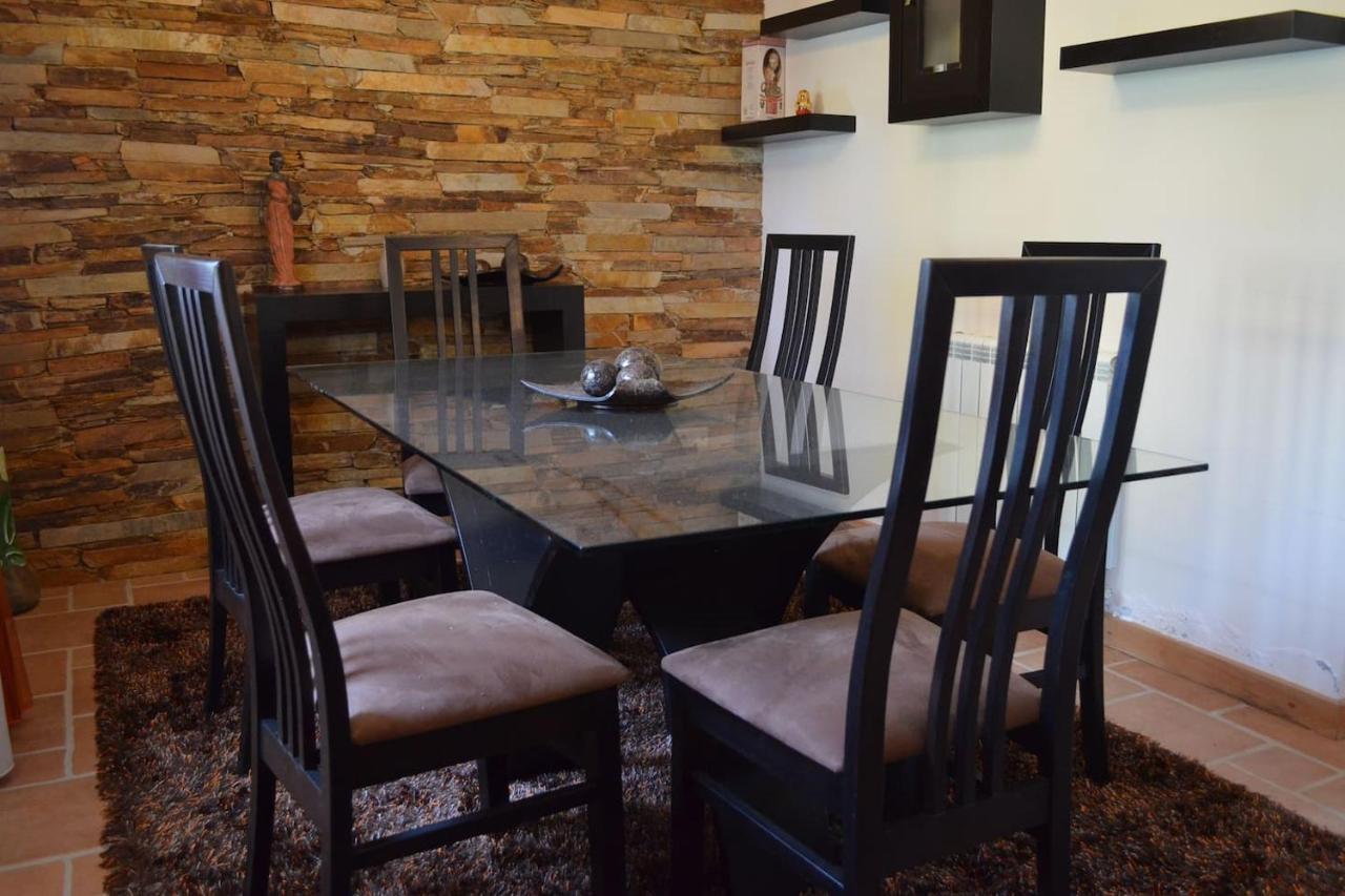 Valadas Guest House Canedo  エクステリア 写真