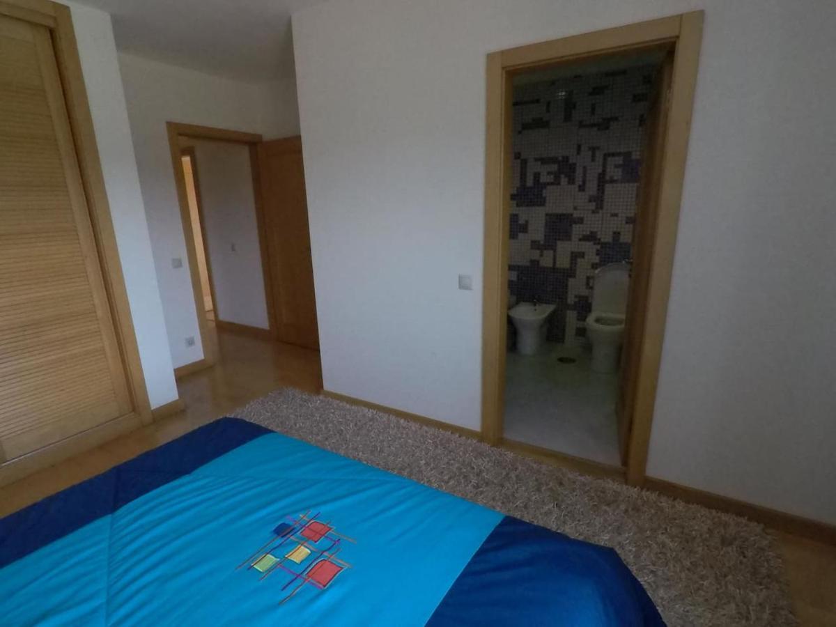 Valadas Guest House Canedo  エクステリア 写真